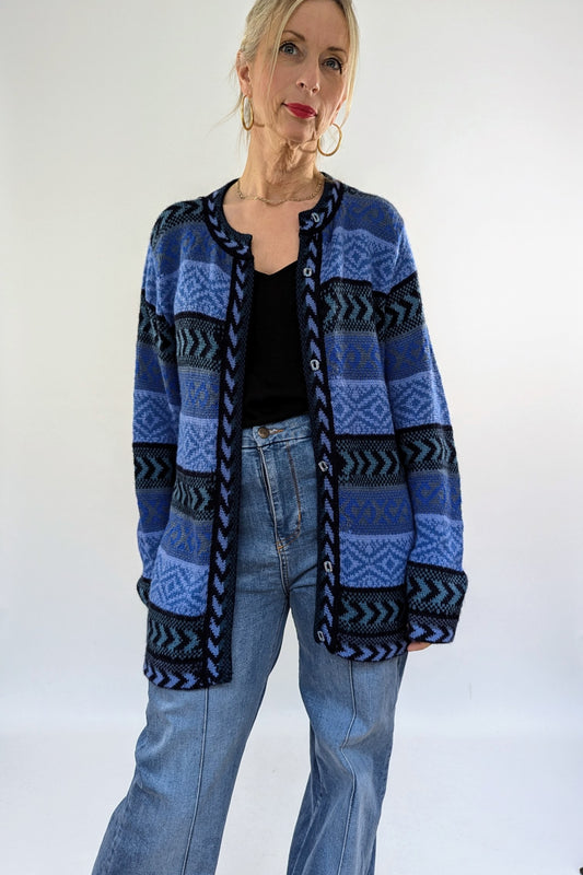 Blue Geometric Patterned Button Cardigan