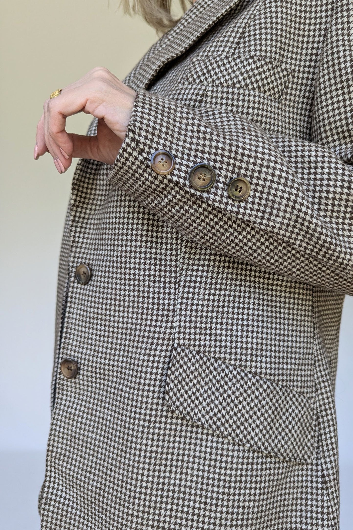 1980s Blazer in Cream and Brown Dogtooth